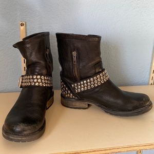 Calvin Klein Black leather boots